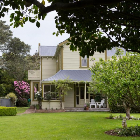 Tairoa Lodge, Hawera